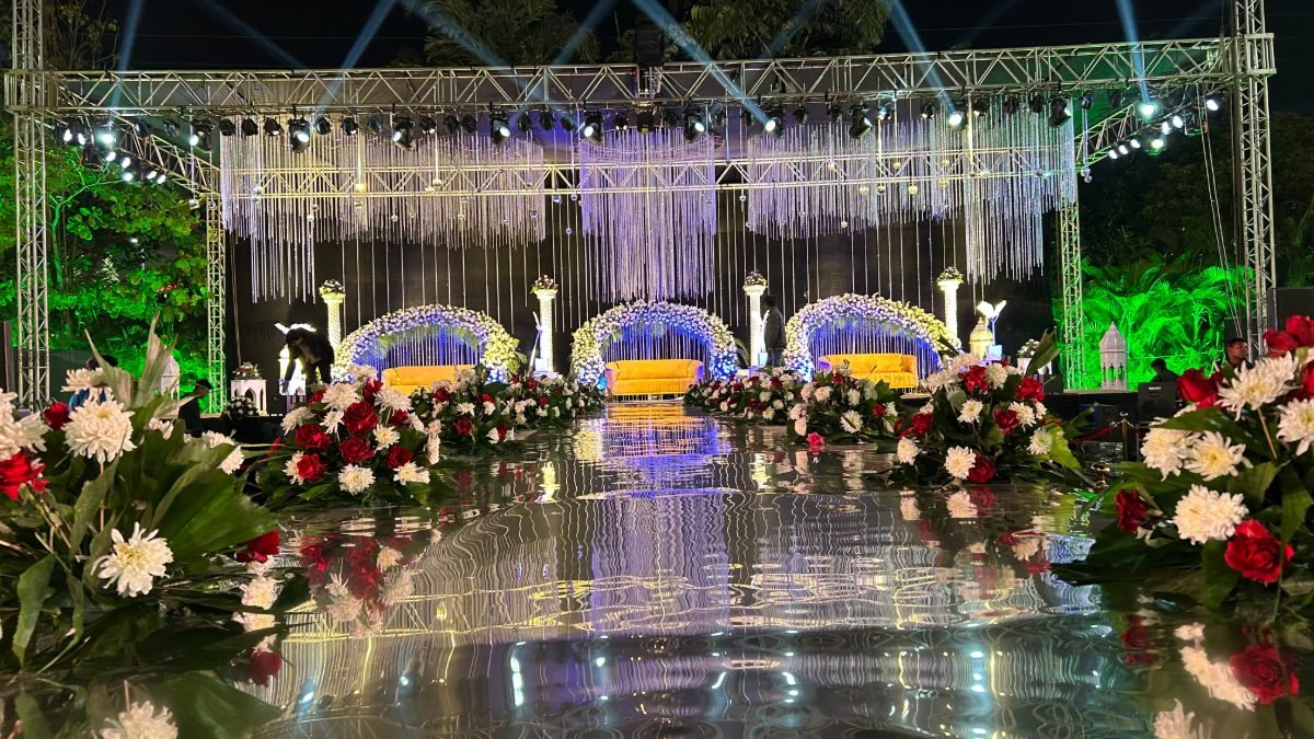 Floral walkway décor